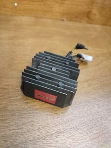 Régulateur de Tension Honda XL 600 LM - Photo 1/10