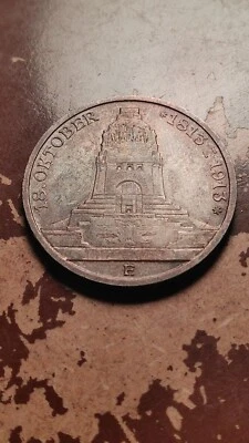 1913 年 E 版德国 3 马克莱比锡拿破仑战争银币 AU 原版色调 S062 — 第 1/4 张图片