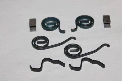 FORD CARS 1938-1939-1940 CERRADURA PUERTA PESTILLO RESORTES, SUPERIOR E INFERIOR, REMOTOS Foto 1 de 4