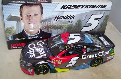 1:24 ACTION 2013 #5 GREAT CLIPS CHEVY SS KASEY KAHNE COLOR CROMO 1/108 NUEVO EN CAJA Foto 1 de 4