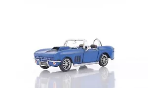 HomeRoots Blue Corvette Stingray Skulptur - Bild 1 von 9