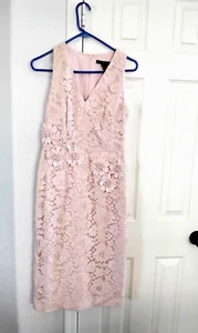 Maggy London midi laces dress sleeveless lined flowers decorated Dust Pink 4 - Picture 1 of 7