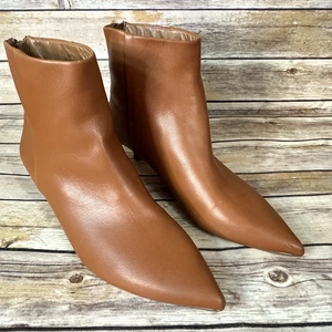 Cushionaire Womens Vegan Faux Leather Cognac Brown Barbi Kitten Heel Bootie 8.5M - Picture 1 of 9