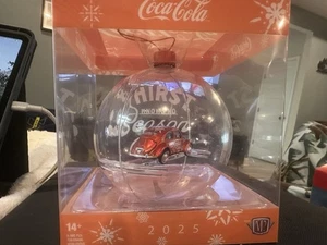 2025 M2 Machines Christmas Ornament Chase Coca Cola 1953 Volkswagen Beetle Chase - Picture 1 of 2