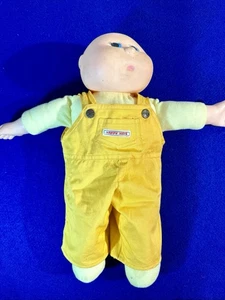 Vintage 80er Jahre Puppe blaue Augen ohne Haare gelb Happy Kids Overall - Bild 1 von 4