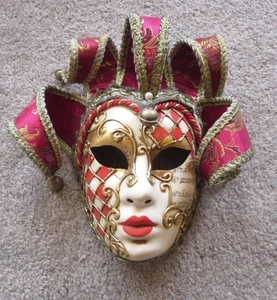Auténticas máscaras de pared decorativas venecianas para bufón. Hecho en Italia - Imagen 1 de 3
