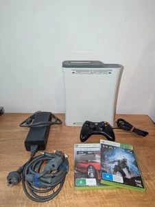 Microsoft Xbox 360 Elite Console White Shell With 2 Games And Wired Controller - Picture 1 of 8