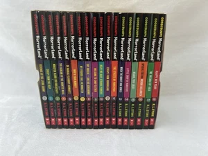 Huge Lot of Goosebumps R.L. Stine Books Horrorland Set 1-18 - Imagen 1 de 5