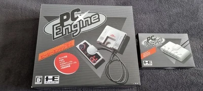 PC Engine Mini de Konami NUEVO y sin usar incl. Multi Tap de Hori NUEVO - Imagen 1 de 4
