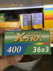 Fujifilm Xtra 400 Film - Picture 1 of 2