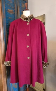 Vintage Herman Kay Wollmantel Kunstfell Manschetten Kragen Damen 1X rot gold Löwe Btn - Bild 1 von 13