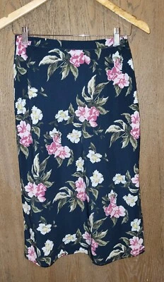Volcom Womens Side Zip Pencil Navy Blue/Floral Print Skirt  Size Small 4-6 - Image 1 of 3