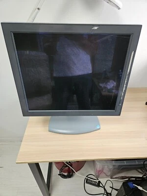 Barco E-3620 20.8" IPS TFT pixels Medical Greyscale Monitor - Untested - Image 1 of 4