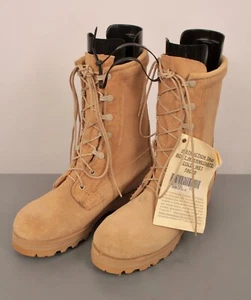Men's NOS US Army Desert Boots Sz 4.5 R Suede Combat Boots Gore-tex Belleville - Picture 1 of 11