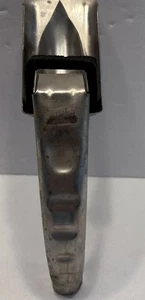 Vintage ROYAL Oil Spout NO RB2 Minneapolis Minn. USA. 8” Long Rustic - Picture 1 of 5