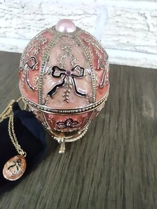 JOAN RIVERS IMPERIAL TREASURE Egg Trinket Box On Stand & Egg Pendant Necklace - Picture 1 of 12