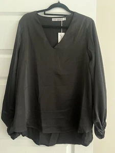 Vine apparel Black Yvonne blouse XS/S long sleeve Vneck - Picture 1 of 5