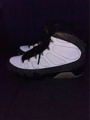 Talla 10 - Air Jordan 9 Retro DB Doernbecher Foto 1 de 4