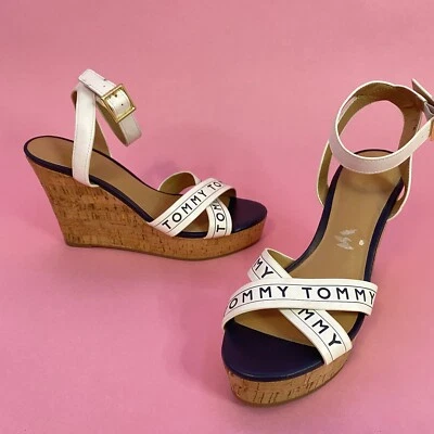 Tommy Hilfiger 女式楔形绑带凉鞋拼色 4.5 英寸 TWKRESHA-C 9 M 码 — 第 1/4 张图片