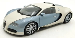 Minichamps 1/18 Scale 519 101100 - Bugatti Veyron Top Gear - White/Blue - Bild 1 von 5