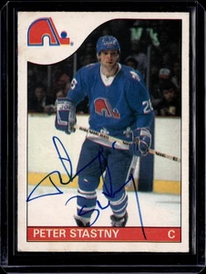 1985-86 O-Pee-Chee Peter Stastny Signed Autograph #31 Hockey Card Nordiques - Picture 1 of 2