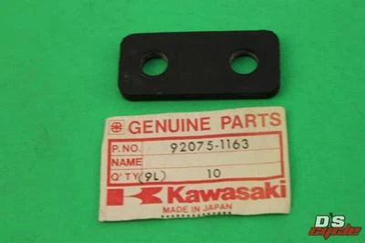NOS Kawasaki Damper Rubber 1980-1982 KL250 PART# 92075-1163 - Image 1 of 3