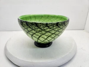 Vintage grüne handgeblase Schüssel von wunderschönen Designs China - Bild 1 von 7
