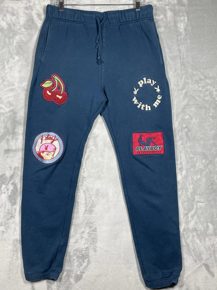 Pantalones deportivos Playboy Pacsun para hombre parche mediano pantalones gráficos cerezas Foto 1 de 4