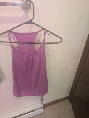 Camiseta sin mangas atlética rosa calce suelto activo Old Navy para mujer pequeña Foto 1 de 4