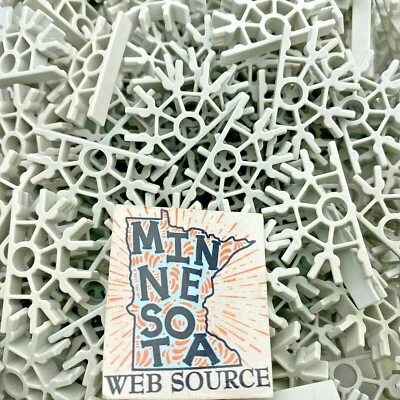 (100) NUEVOS conectores K’NEX/Knex gris claro – 5 posiciones piezas estándar Foto 1 de 4