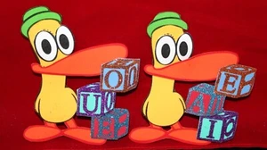DUCK POCOYO 10 CUT OUTS GLITTER BIRTHDAY PARTY SUPPLY DECORATION FOAM FOMI - Picture 1 of 2