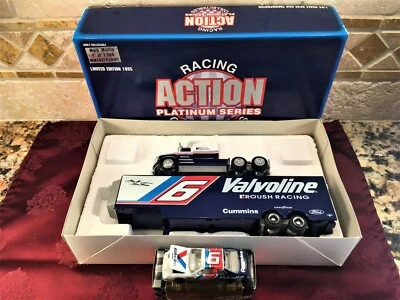 Mark Martin 1995 #6 Valvoline Racing 1/64 RCCA Transporter y 1/64 HO juego de autos Foto 1 de 4