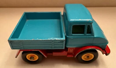 老式 Lesney 火柴盒系列编号 49 Unimog 卡车,英国制造,超级状况! — 第 1/4 张图片