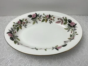 Plato para servir verduras abierto ovalado rosa Wedgwood Hathaway sin usar 25,25 x 19 cm - Imagen 1 de 8