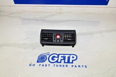 Subaru WRX STi 2015-2021 OEM tablero central ventilación climatización con culata de botón de peligro Foto 1 de 4