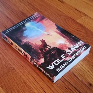 Wolf Dawn by Susan Cartwright ~ Tradeback TB ~ Science Fiction Thriller/ Romance - Imagen 1 de 9
