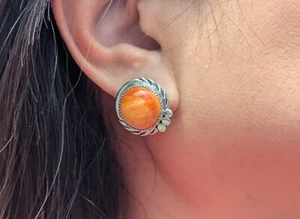 Navajo Stud Earrings Orange Spiny Oyster w Silver Native Am Handmade Jewelry - Picture 1 of 11