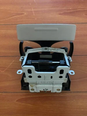 Portavasos consola central Lexus ES300 ES330 2002 2003 2004 2005 2006 Foto 1 de 4