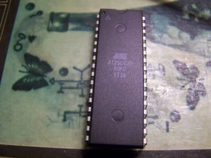 AT29C020-90PC DIP32 new 2 Mbit 256K x 8 CMOS flash - Picture 1 of 1