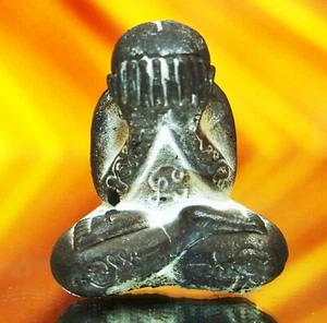 Phra Pidta Maha Sithichok LP Kaew,Nawa Loha Wat Saphan Mai Kaen 闭眼佛 No.173 - Imagen 1 de 12