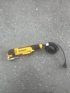 Multiherramienta oscilante Dewalt DWE315 CON CABLE - Imagen 1 de 4