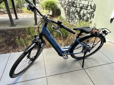 Bicicleta eléctrica nueva. Recogida en San Francisco. Foto 1 de 4