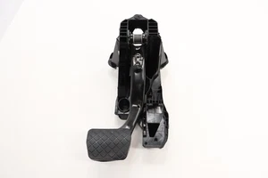 2022 - 2024 VOLKSWAGEN TAOS FRONT LEFT BRAKE STOP FOOT PEDAL OEM 5QN723058C - Foto 1 di 9