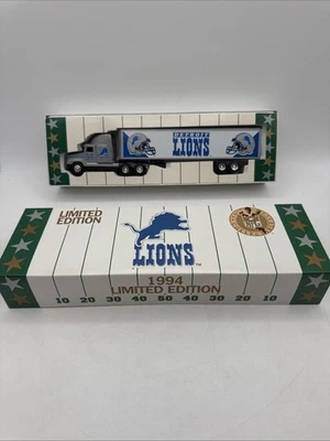 Ertl 1/64 Vintage Die Cast Detroit Lions Semi Truck Tractor Trailer MIB - Image 1 of 4