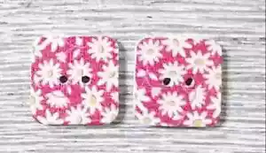 square wood sewing buttons 2 holes 1/2 inch flower red yellow USA seller - Picture 1 of 2
