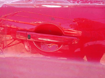 09-15 INFINITI G37/Q60 Conv Manija de puerta de pasajero delantero rojo/A54 OEM 80640JU64A Foto 1 de 4