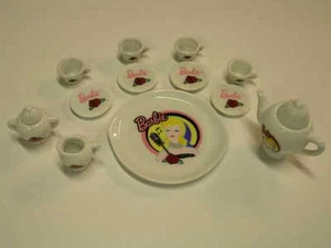 BARBIE SOLO in the SPOTLIGHT TEA SET! GREAT SHAPE! - Picture 1 of 4