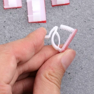  50 Pcs Clip De Câblage Clips Organisateurs Câbles Craignes Métalliques Pour - Afbeelding 1 van 11