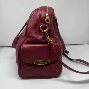 Borsa a tracolla Marc by Marc Jacobs in pelle ciottolata borsa bordeaux grande - Foto 1 di 15