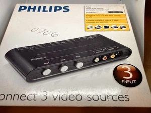 Philips SWS2822Y/17 manual 3 way video switcher for TV from DVD players etc. - Picture 1 of 5